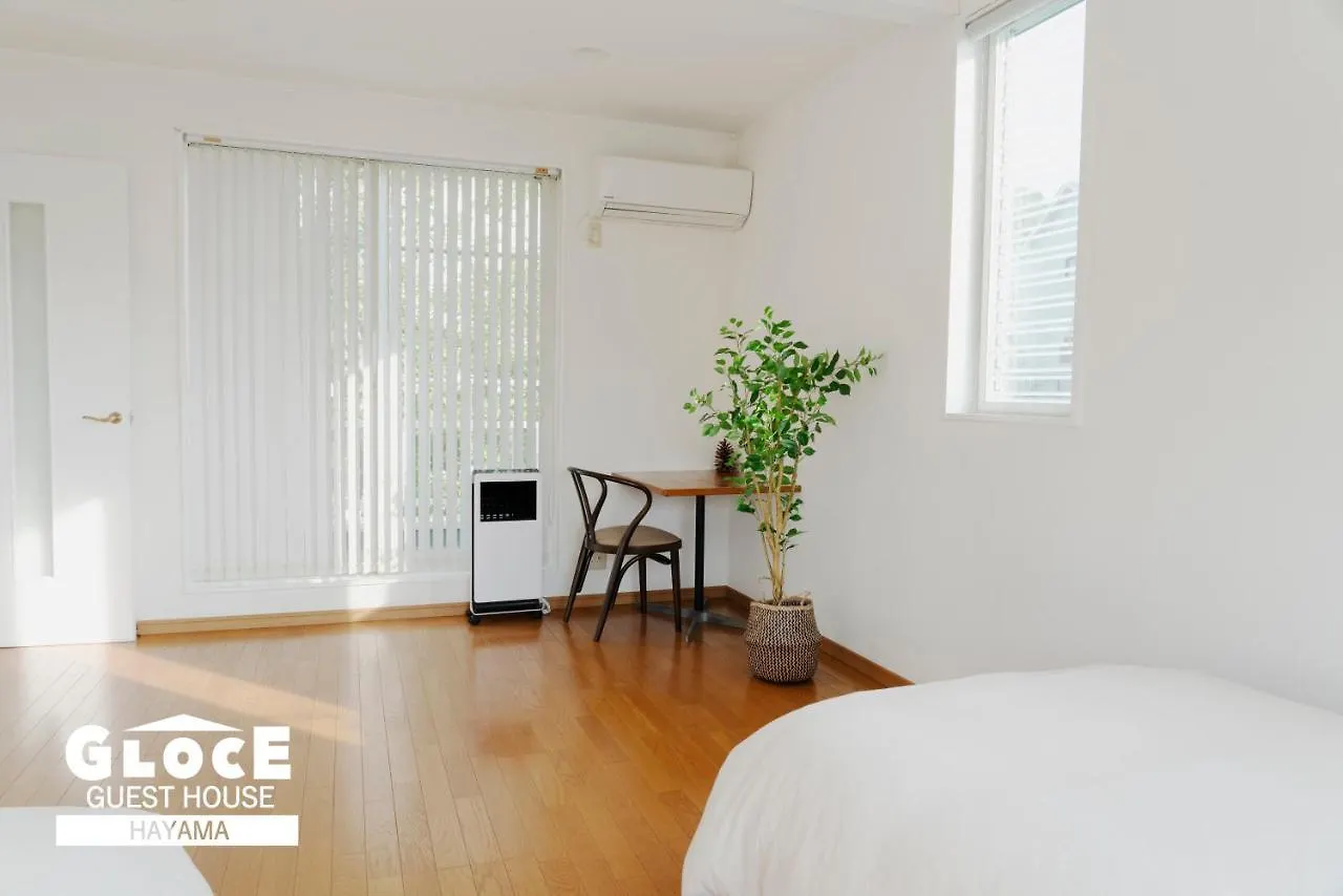 Gloce Hayama Sunset House: Oceanview Balcony & Pet-Friendly Garden Apartment